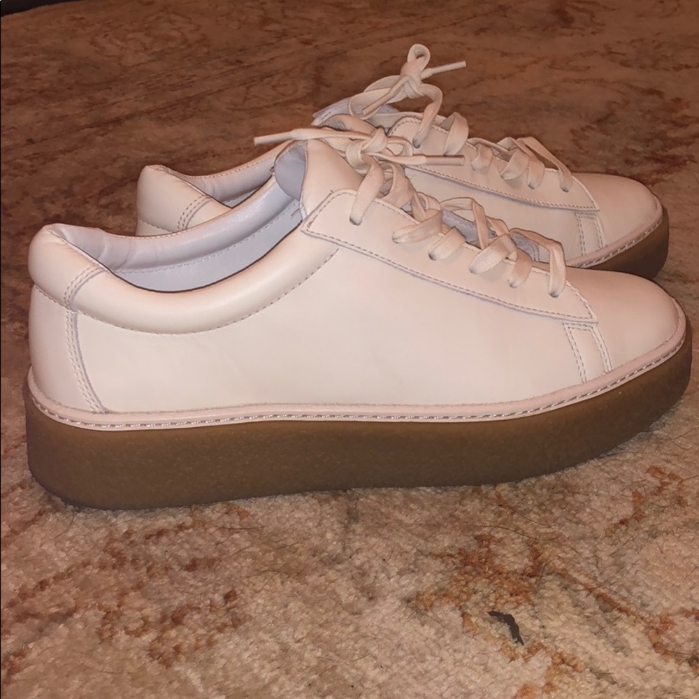 Vince Leather Off White Sneakers